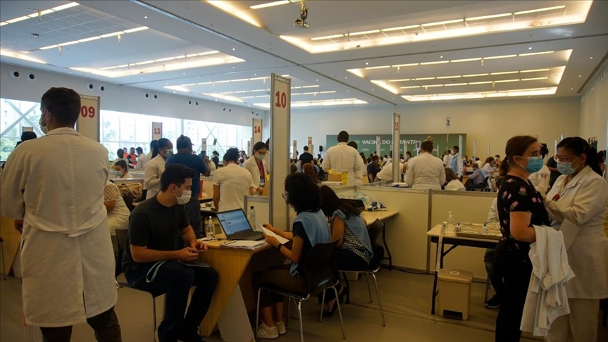Promedio de contagios de los últimos siete días por COVID-19 registra un récord por octava vez consecutiva en Brasil