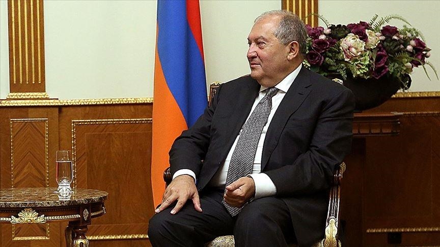 Оппозиция обвинила президента Армении в неспособности разрешить кризис