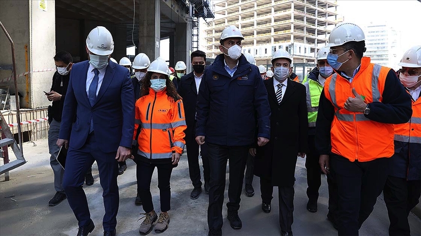 Bakan Kurum: 2022'de İstanbul Finans Merkezi hayata geçecek