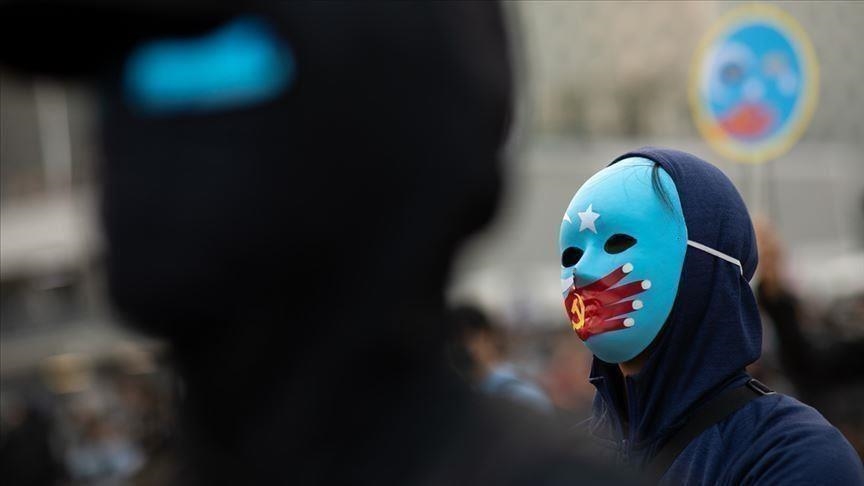 "علماء المسلمين" يعرض المساهمة في مصالحة بين بكين و"الإيغور"