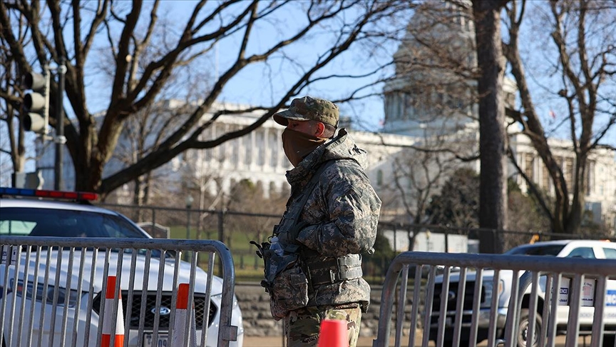Pentagon, Washington'da konuşlu 2 bin 300 ulusal muhafızın görev süresini 23 Mayıs'a kadar uzattı