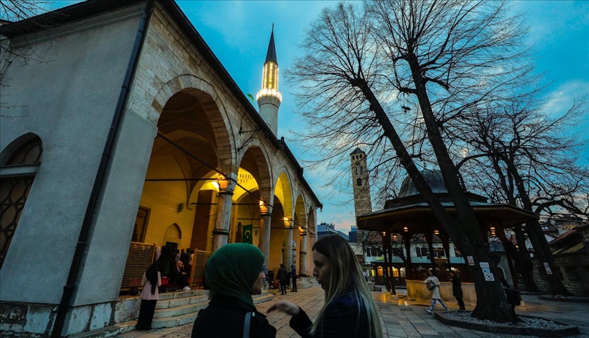 Večeras sa akšamom nastupa mubarek noć Lejletu-l-miradž