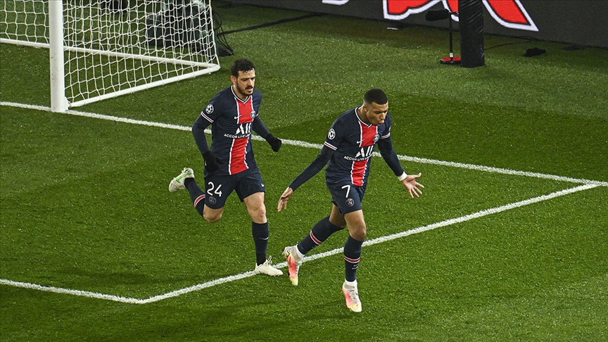 PSG'nin yıldızı Mbappe, Messi'nin unvanını elinden aldı