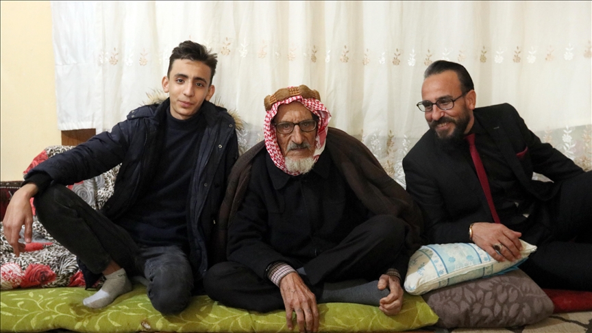 Turquie: Un vieil homme turc de 88 ans guérit de la Covid-19