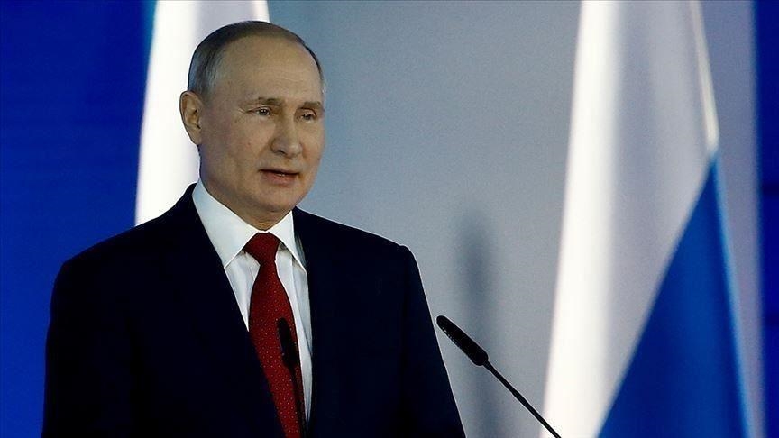 Putin says struggle for vaccine market is going on