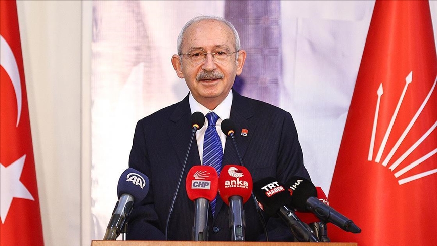 CHP Genel Başkanı Kılıçdaroğlu Manisa'da muhtarlarla buluştu