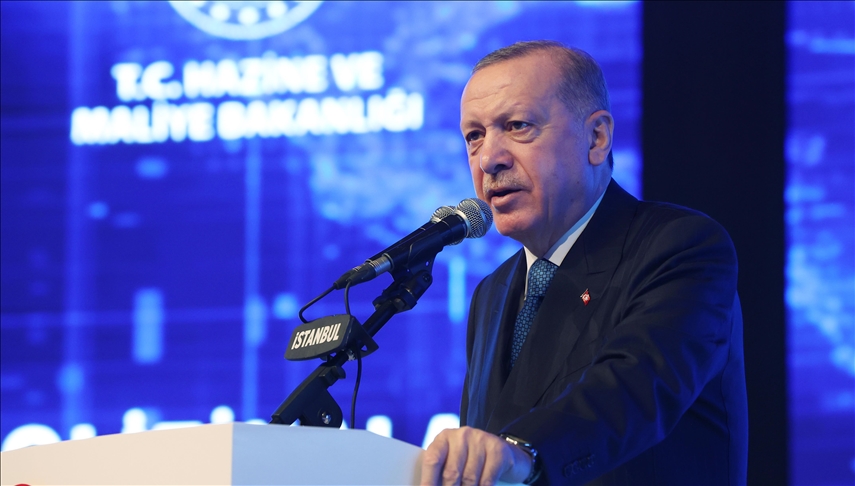 Erdogan dévoile un vaste programme de réformes pour faire de la Turquie l'une des 10 plus grandes économies du monde 