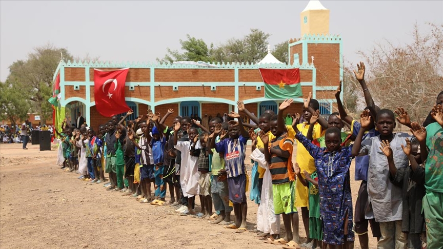 İnsana Değer Veren Dernekler Federasyonunca Burkina Faso'da yapılan eserler hizmete açıldı