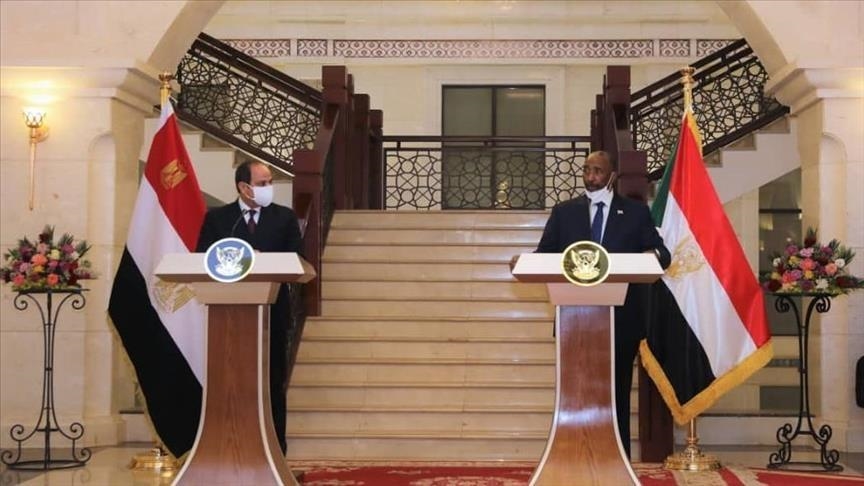 حمدوك يدعو لفتح ملف "حلايب" المتنازع عليه مع مصر