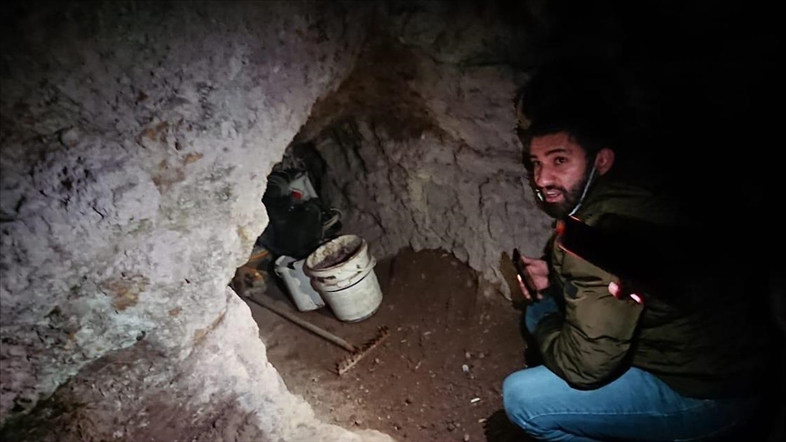 Ankara'da mağarada kaçak kazı: 10 şüpheli suçüstü yakalandı