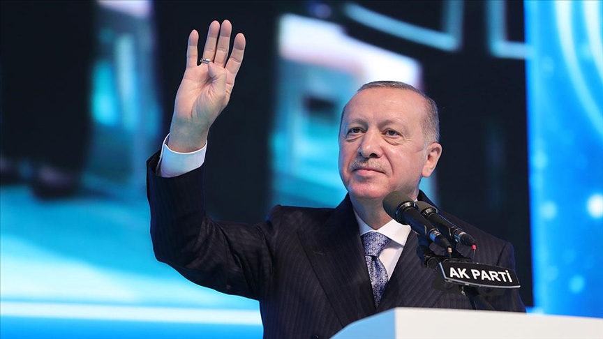 Cumhurbaşkanı Erdoğan: Gençler kardeşliğimizin ve birliğimizin teminatısınız