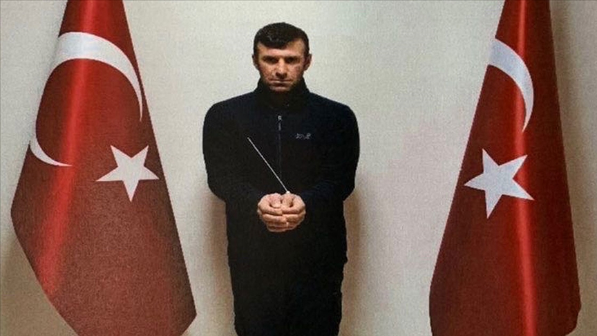 MİT, PYD/YPG'nin sözde tugay komutanı Babat'ı Suriye'de yakalayarak Türkiye'ye getirdi