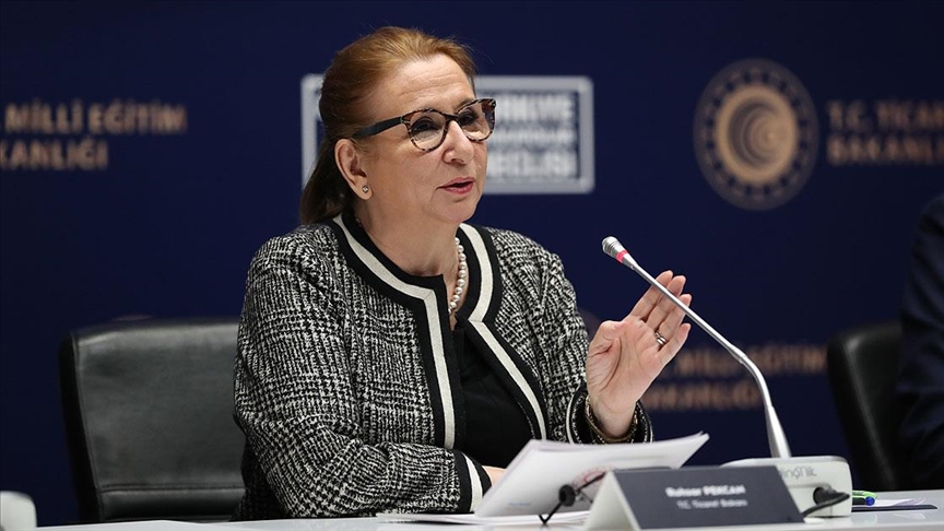 Bakan Pekcan: Dış ticaret meslek liselerimiz 81 ildeki ihracatçılar için gerekli insan kaynağını yetiştirecek