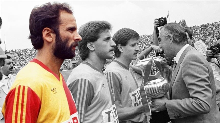 Former Galatasaray footballer Erhan Onal dies at 63