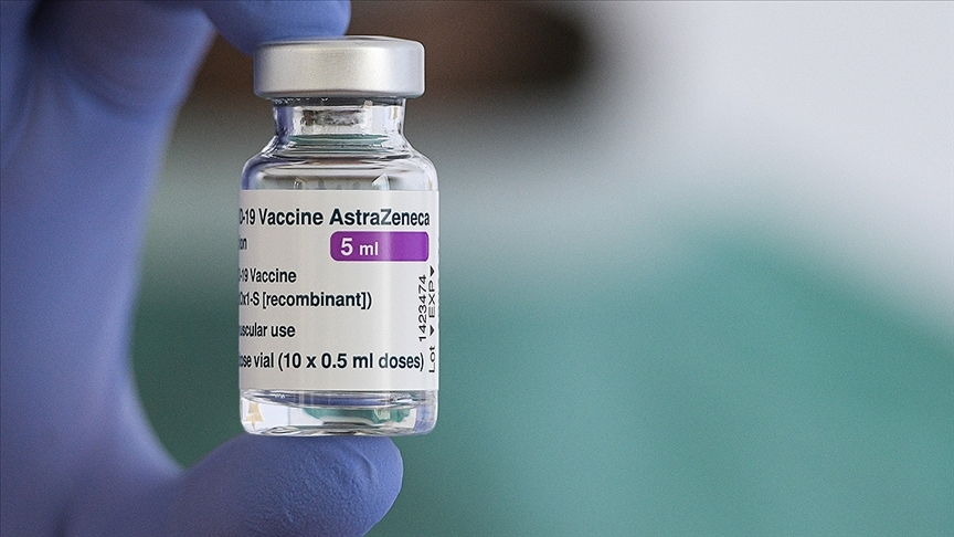 İtalya ve Fransa, AstraZeneca'nın Kovid-19 aşısı için Avrupa İlaç Ajansının değerlendirmesini bekliyor