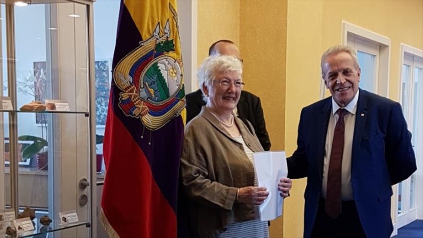 Lenín Moreno designa a Manuel Antonio Mejía Dalmau como nuevo canciller de Ecuador