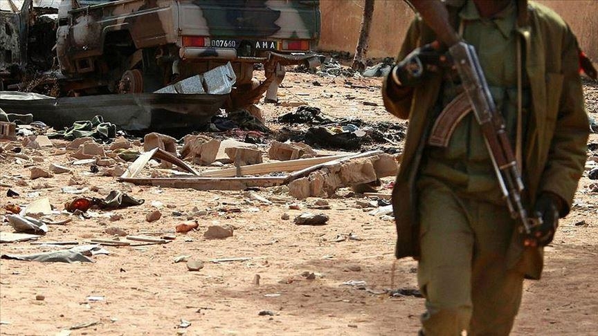 На севере Мали террористы убили 33 военных