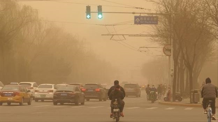В Монголии после песчаной бури спасены 580 человек