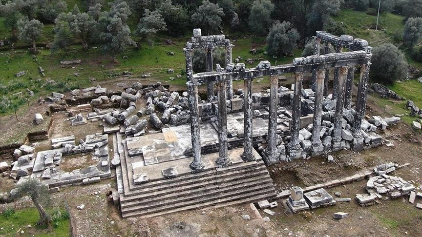 Temple of Zeus near Turkish Aegean back in spotlight
