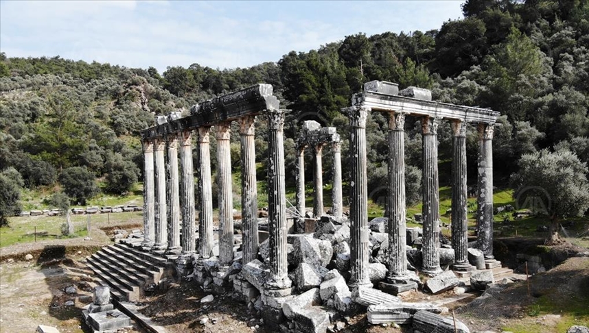 Turquie : Poursuite des travaux de restauration du temple de Zeus