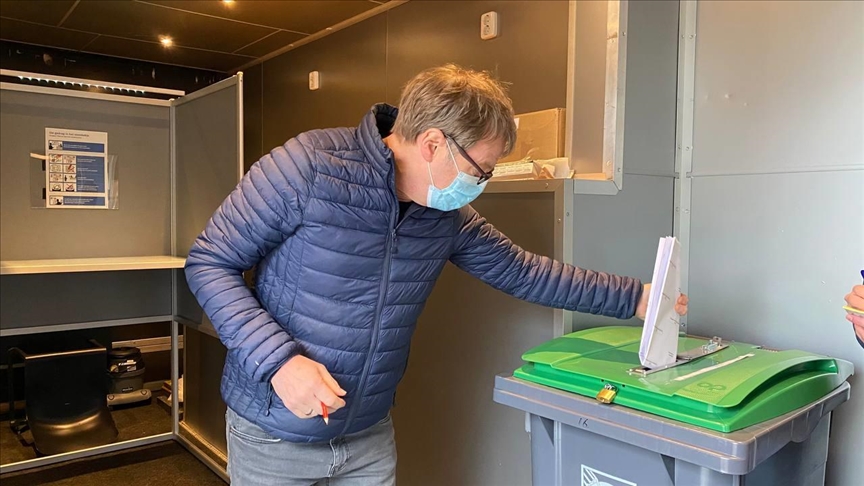 Dutch premier’s party wins general elections: exit polls