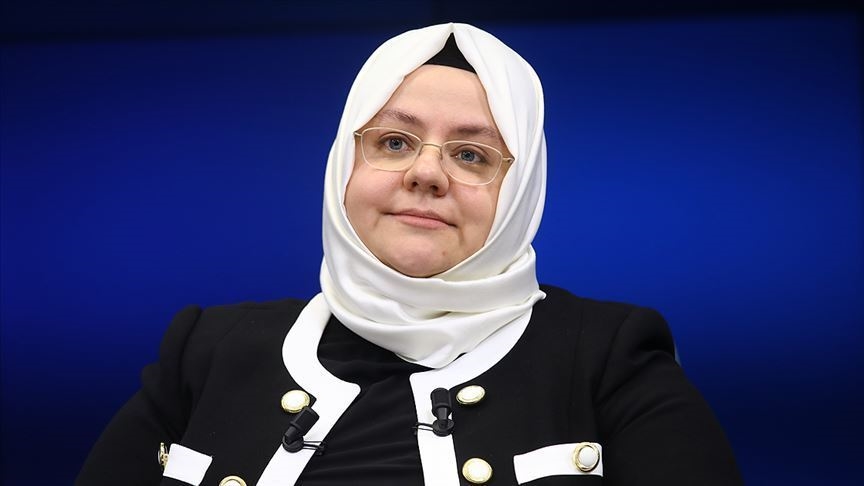 Bakan Zehra Zümrüt Selçuk Kovid-19 krizinin dünyada kadınlar üzerinde orantısız etki yarattığını söyledi