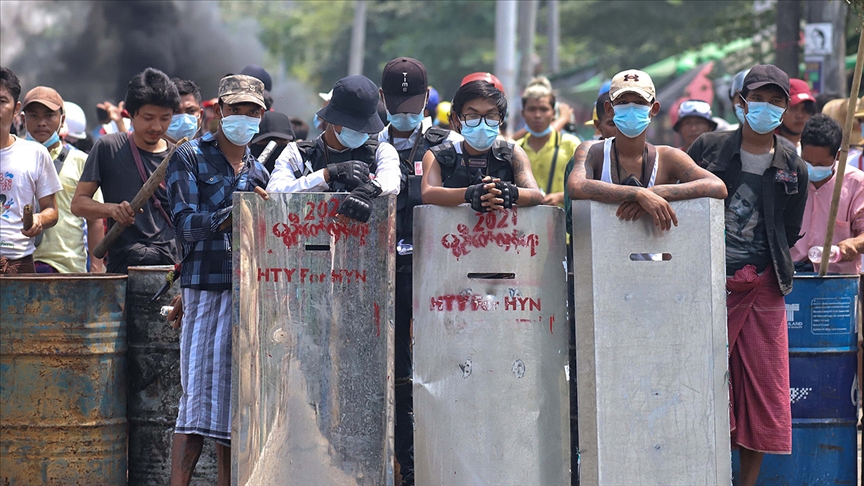 Myanmar'daki protestolarda şimdiye kadar ölenlerin sayısı 217'ye çıktı