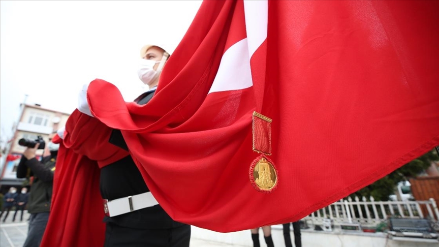 Şehitleri Anma Günü ve Çanakkale Deniz Zaferi'nin 106. yılı dolayısıyla törenler düzenlendi