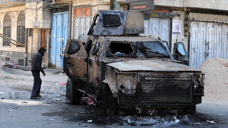Yemen'deki Husiler, Suudi Arabistan'ın petrol şirketi Aramco'yu 6 İHA ile 'tam isabetle' vurduklarını açıkladı