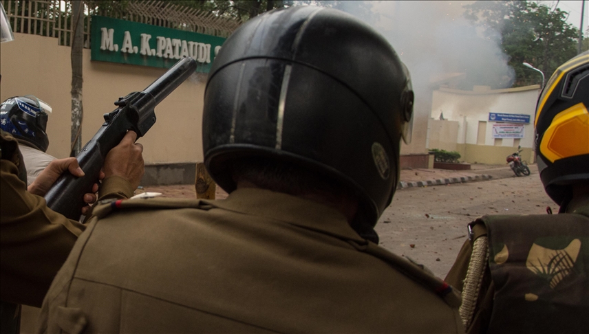 Bangladesh police arrest dozens for attacking Hindus