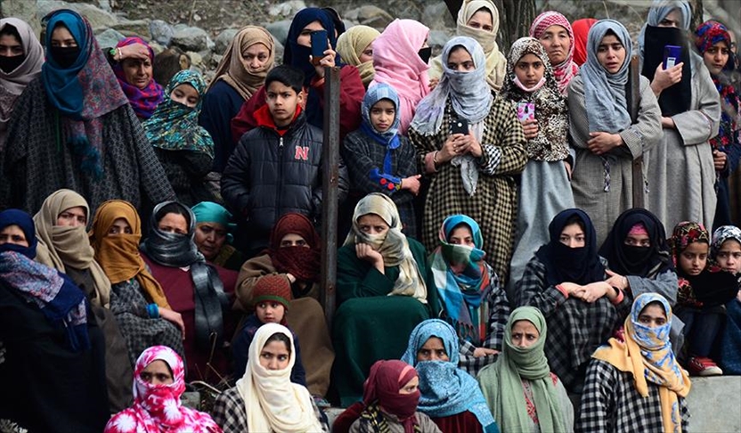Mujeres narran el drama que viven por desconocer si sus familiares están vivos en Cachemira