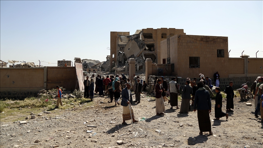 Coalición liderada por Arabia Saudita ataca posiciones de los rebeldes hutíes en Saná, Yemen
