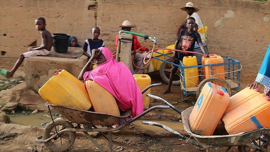 Nigeri, mbi 26,5 milionë fëmijë kanë vështirësi në qasjen për ujë të pastër