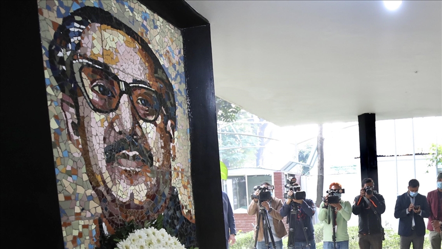India confers top award on Bangladesh founding leader
