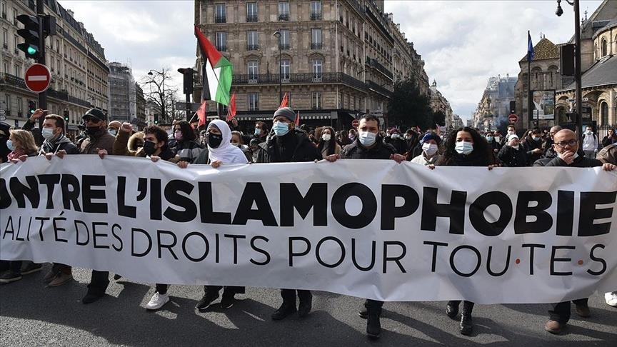 France: Protests against controversial bill continue