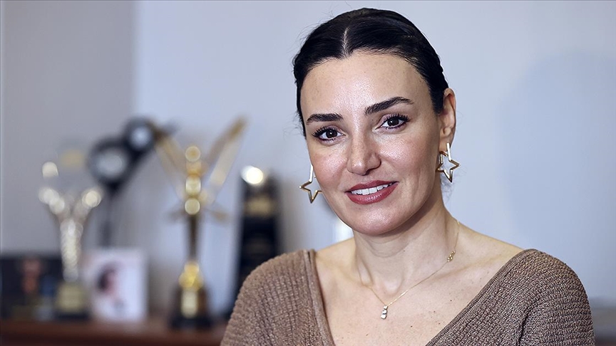 Türk Halk Müziği sanatçısı Sevcan Orhan: İnsanda değişmeyen tek şey duygudur