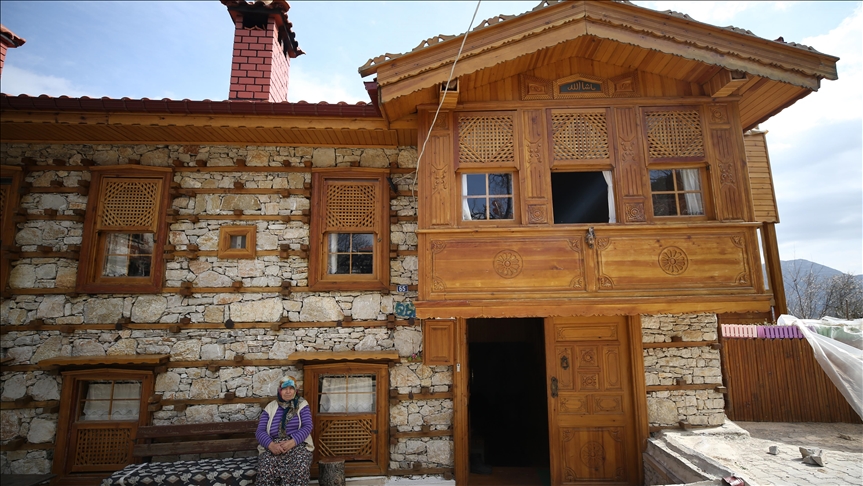Turquie: La merveilleuse architecture des "maisons aux boutons" d’Antalya