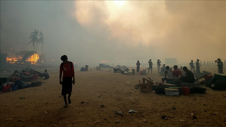 La ONU confirma 15 muertos y 400 desaparecidos tras incendio en un campamento de refugiados rohinyá