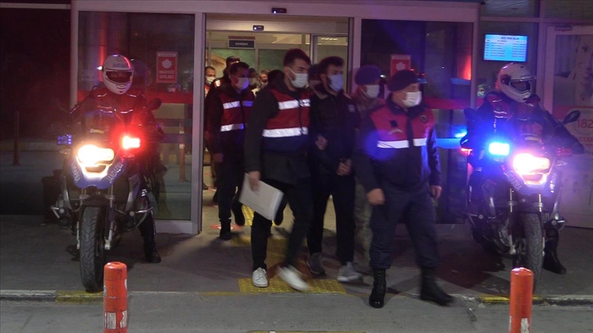 İzmir merkezli 53 ilde FETÖ'nün TSK yapılanmasına yönelik operasyonda 166 zanlı gözaltına alındı