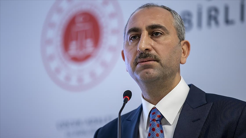 Bakan Gül: Çocuk bu kapıdan girdiyse o çocuğun bir daha suça bulaşmaması için yakından takip edilecek