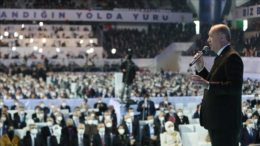 Turkey: President Erdogan re-elected ruling party head