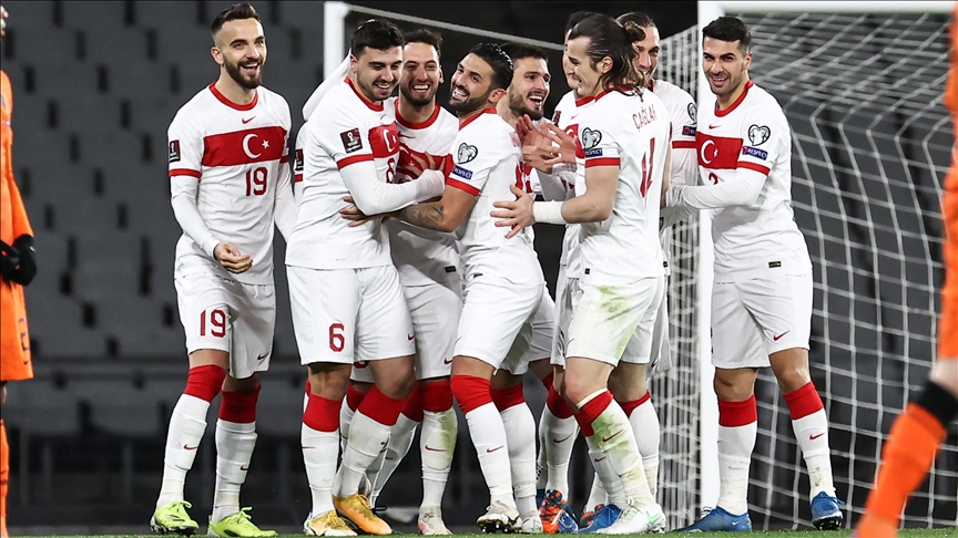 برتری تیم ملی ترکیه بر هلند در بازی‌های مقدماتی جام‌جهانی