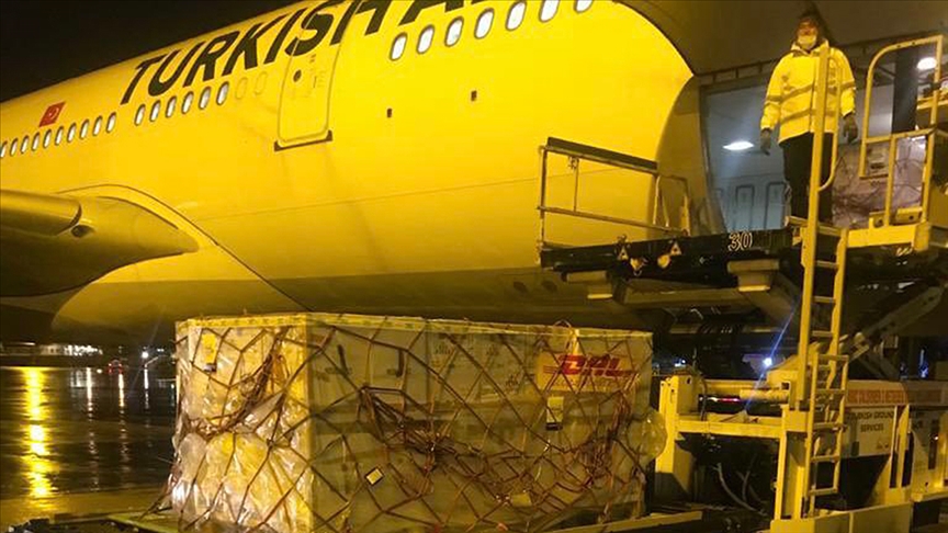 1 milyon 400 bin doz BioNTech aşısı Türkiye'ye ulaştı