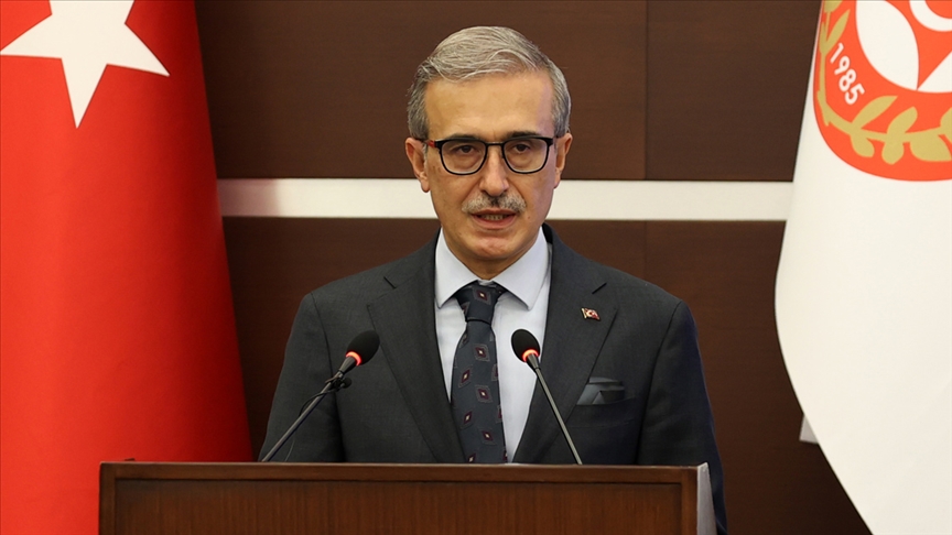Savunma Sanayii Başkanı Demir, üniversitelere 'geleceğin teknolojileri'ne ilişkin proje üretme çağrısı yaptı