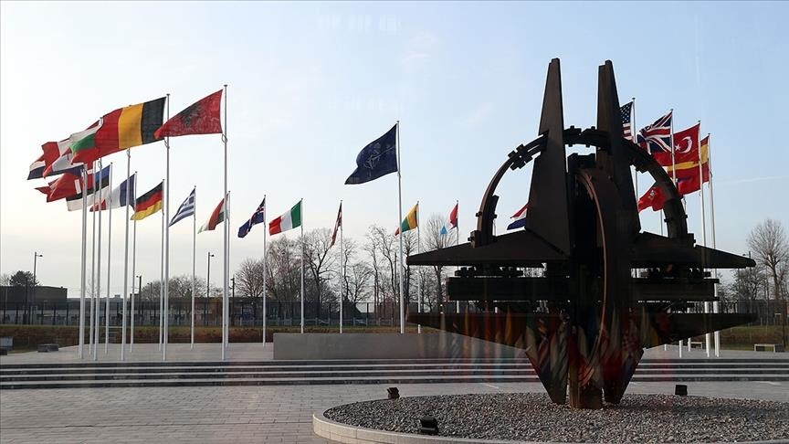 NATO foreign ministers discuss relations with Russia