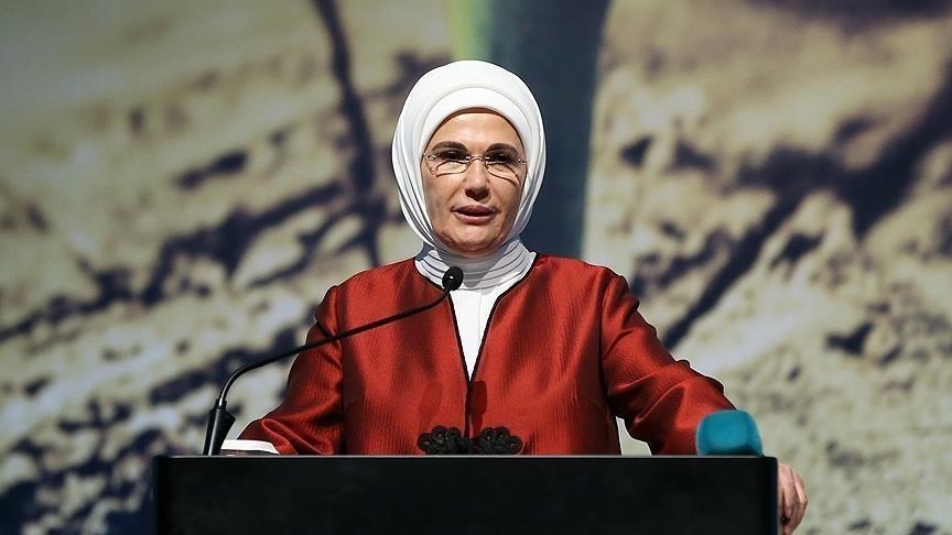لرعايتها مشروع "صفر نفايات".. أمينة أردوغان تتسلم جائزة أممية