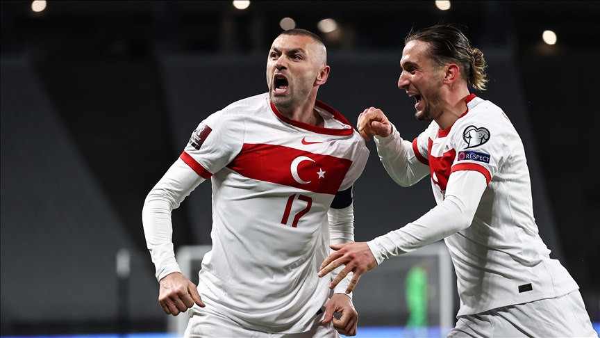 Turki gilas Belanda 4-2 di kualifikasi Piala Dunia