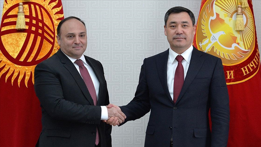 Kırgızistan Cumhurbaşkanı Caparov, Türkiye'nin Bişkek Büyükelçisi Fırat'ı kabul etti