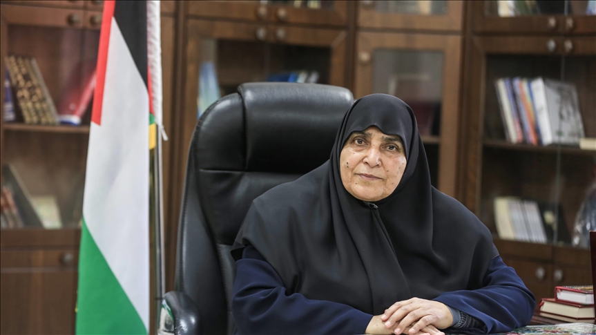 Hamas elige por primera vez a una mujer dentro de su Buró Político