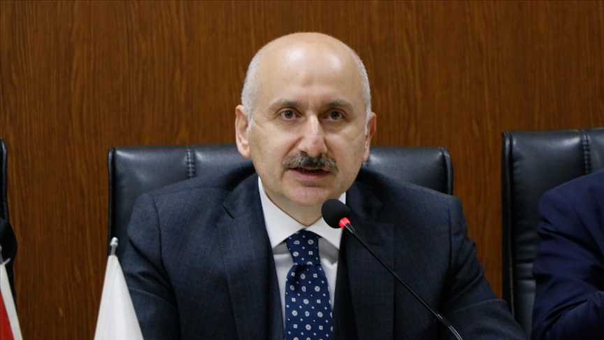 Bakan Karaismailoğlu: Önümüzü kesenler, birliğimizi dirliğimizi tehdit edenler emellerine asla kavuşamayacak